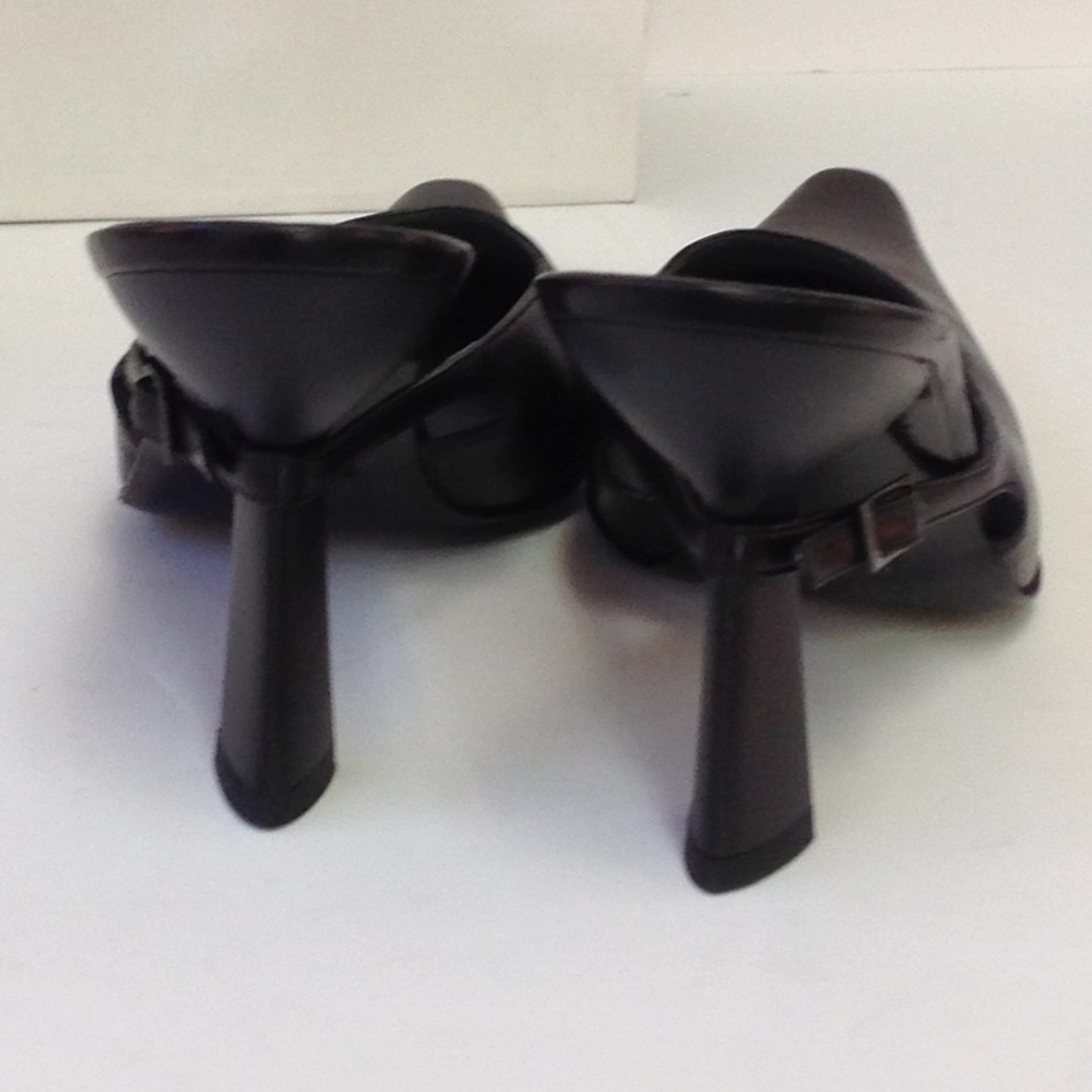 Bally slip on heel - Picture 3 of 7